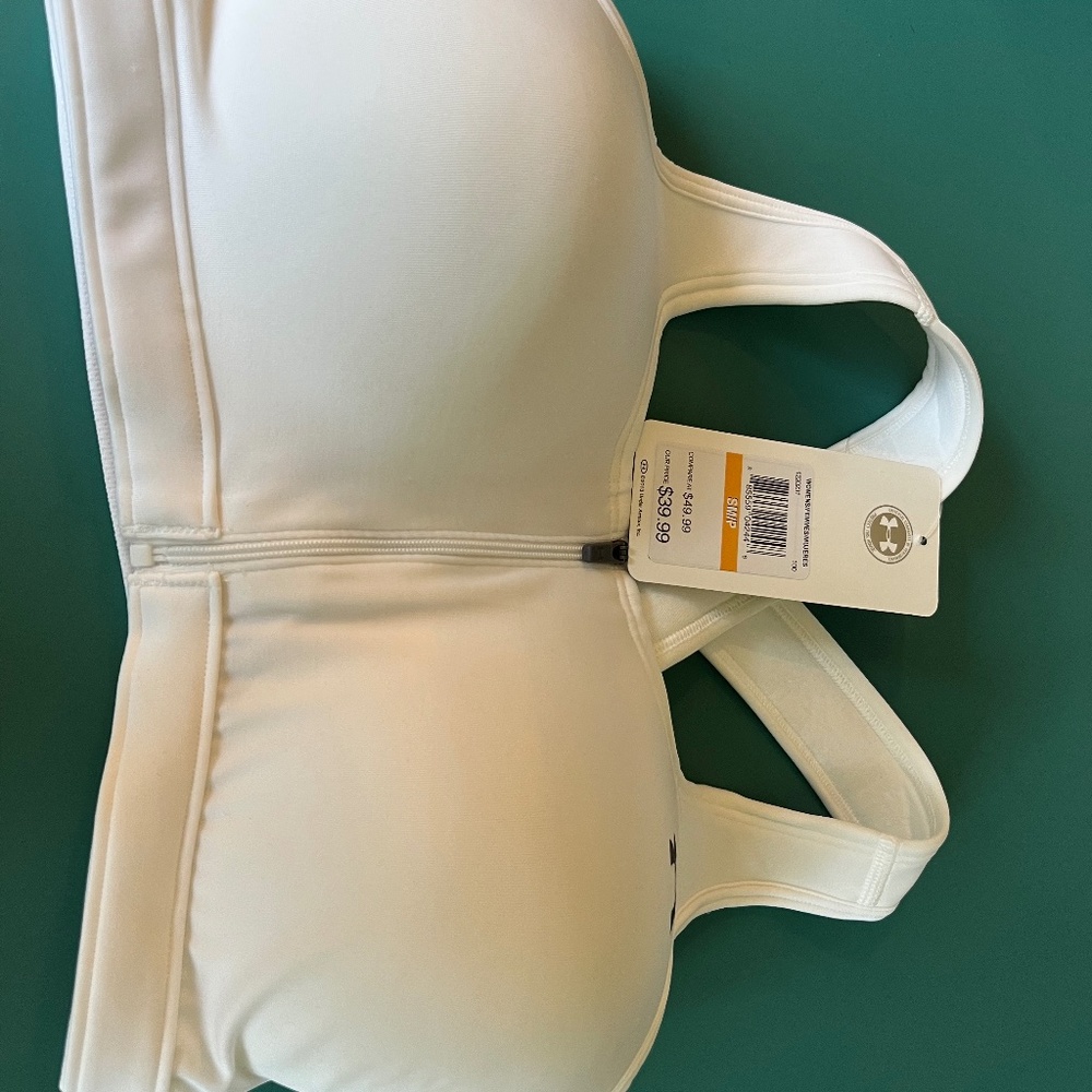 NWT Under Armour Sports Bra Sm/P